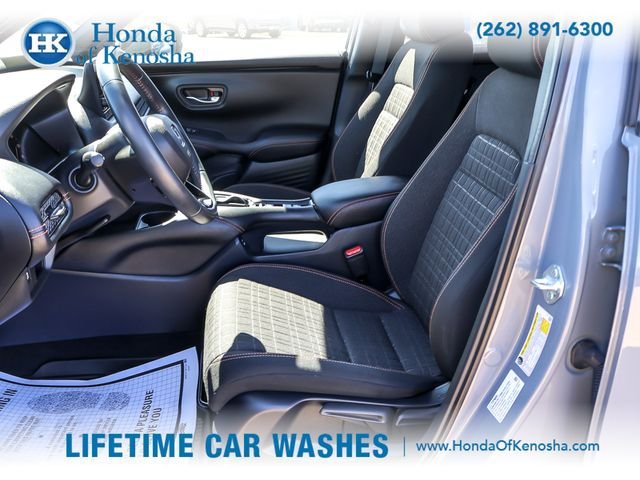 Used 2024 Honda HR-V Sport image 9