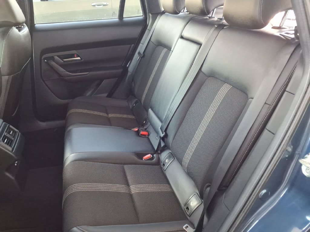 Used 2025 MAZDA CX-50 AWD 2.5 S w/ Preferred Package image 15