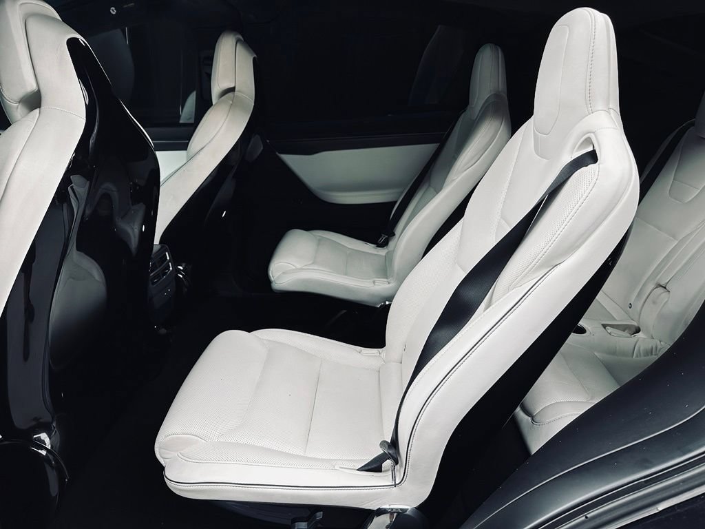 Used 2016 Tesla Model X 90D AWD/4WD image 22