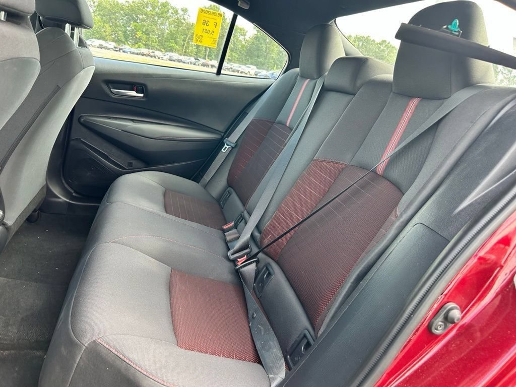 Used 2025 Toyota Corolla SE w/ Convenience Package FWD image 15