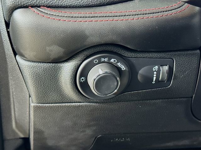 Used 2023 Dodge Durango R/T w/ Blacktop Package image 14