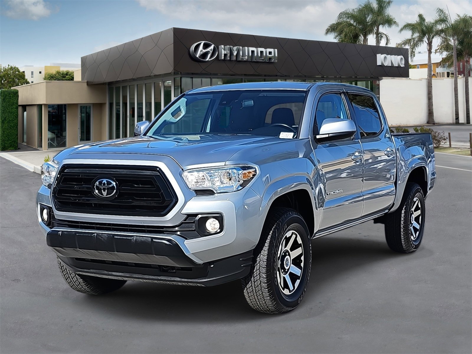 Used 2021 Toyota Tacoma SR5 image 7