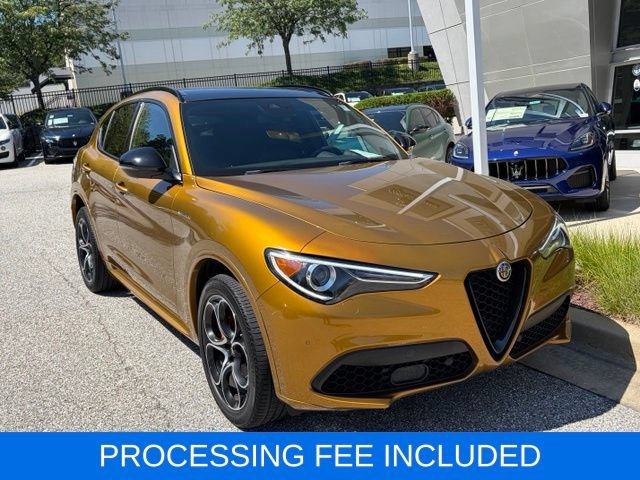 Used 2023 Alfa Romeo Stelvio Veloce AWD/4WD image 1