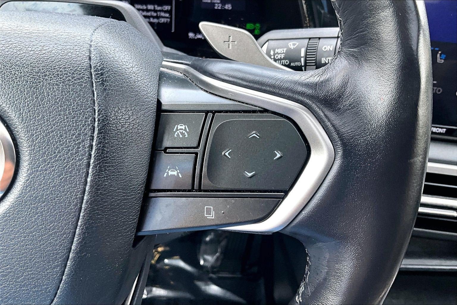 Used 2025 Lexus RX 450h AWD w/ Convenience Package image 18