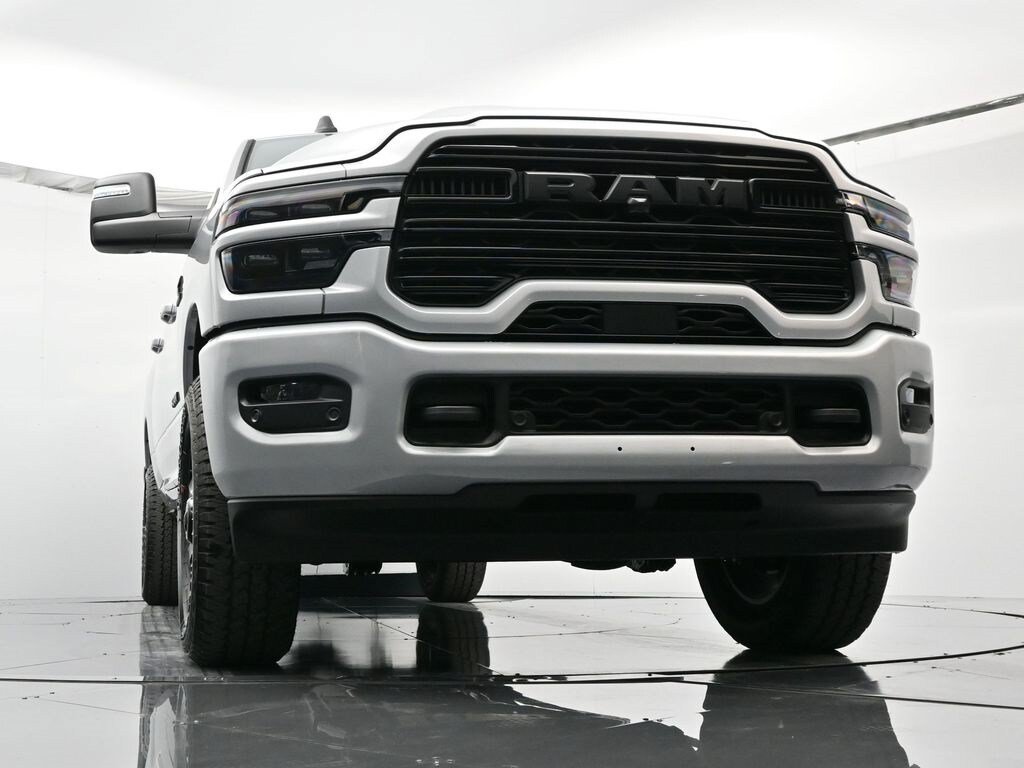 New 2026 RAM 2500 Laramie AWD/4WD image 40
