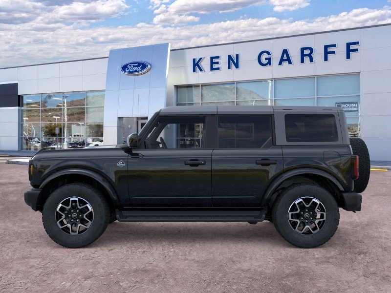 New 2026 Ford Bronco Outer Banks AWD/4WD image 3