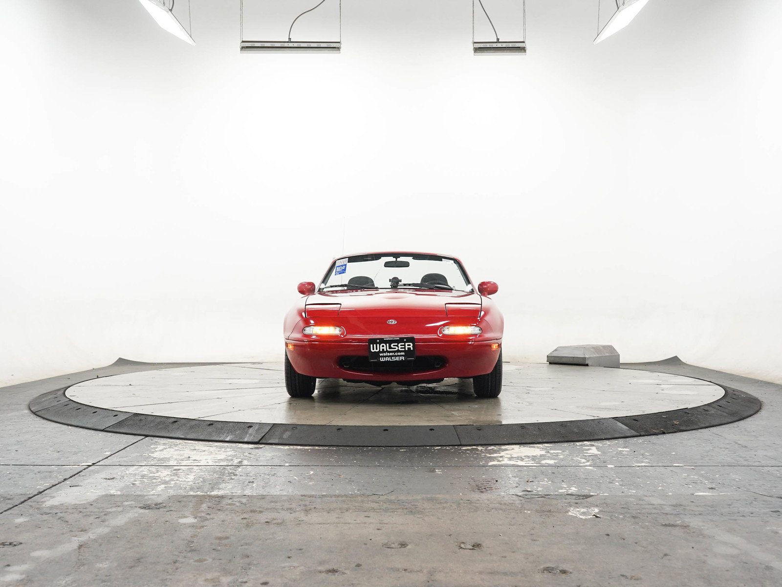 Used 1994 MAZDA MX-5 Miata RWD image 9