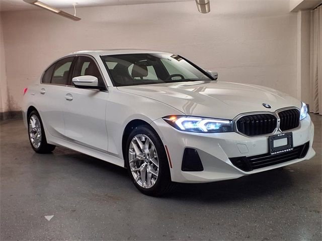 Used 2025 BMW 330i xDrive Sedan w/ Premium Package image 36