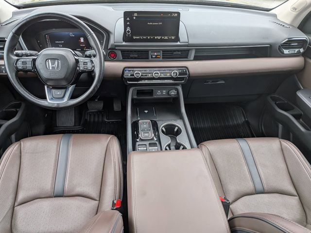 Used 2023 Honda Pilot Elite image 15