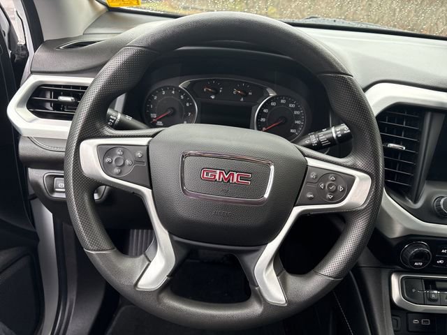 Used 2023 GMC Acadia SLE image 15