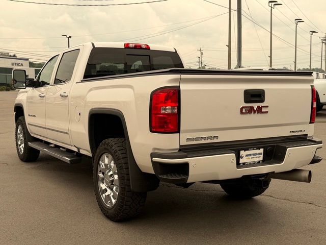 Used 2018 GMC Sierra 2500 Denali AWD/4WD image 3