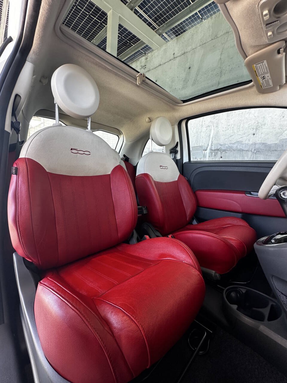 Used 2013 FIAT 500 Lounge w/ Luxury Leather Pkg FWD image 18