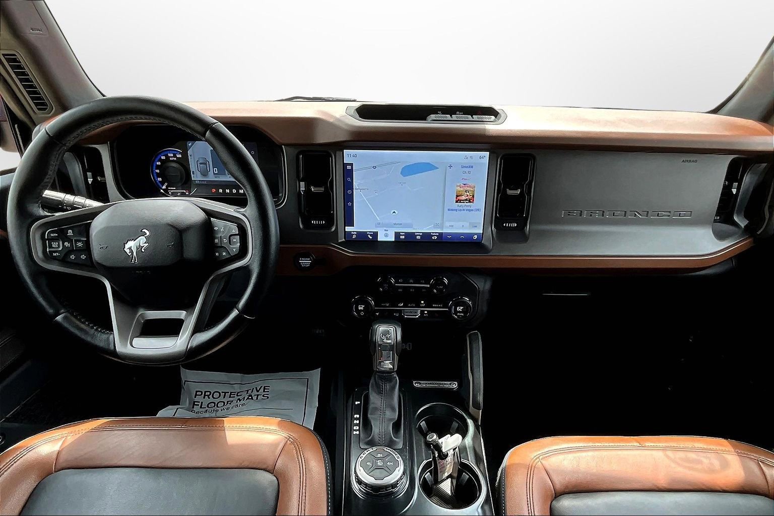 Used 2024 Ford Bronco Outer Banks image 14