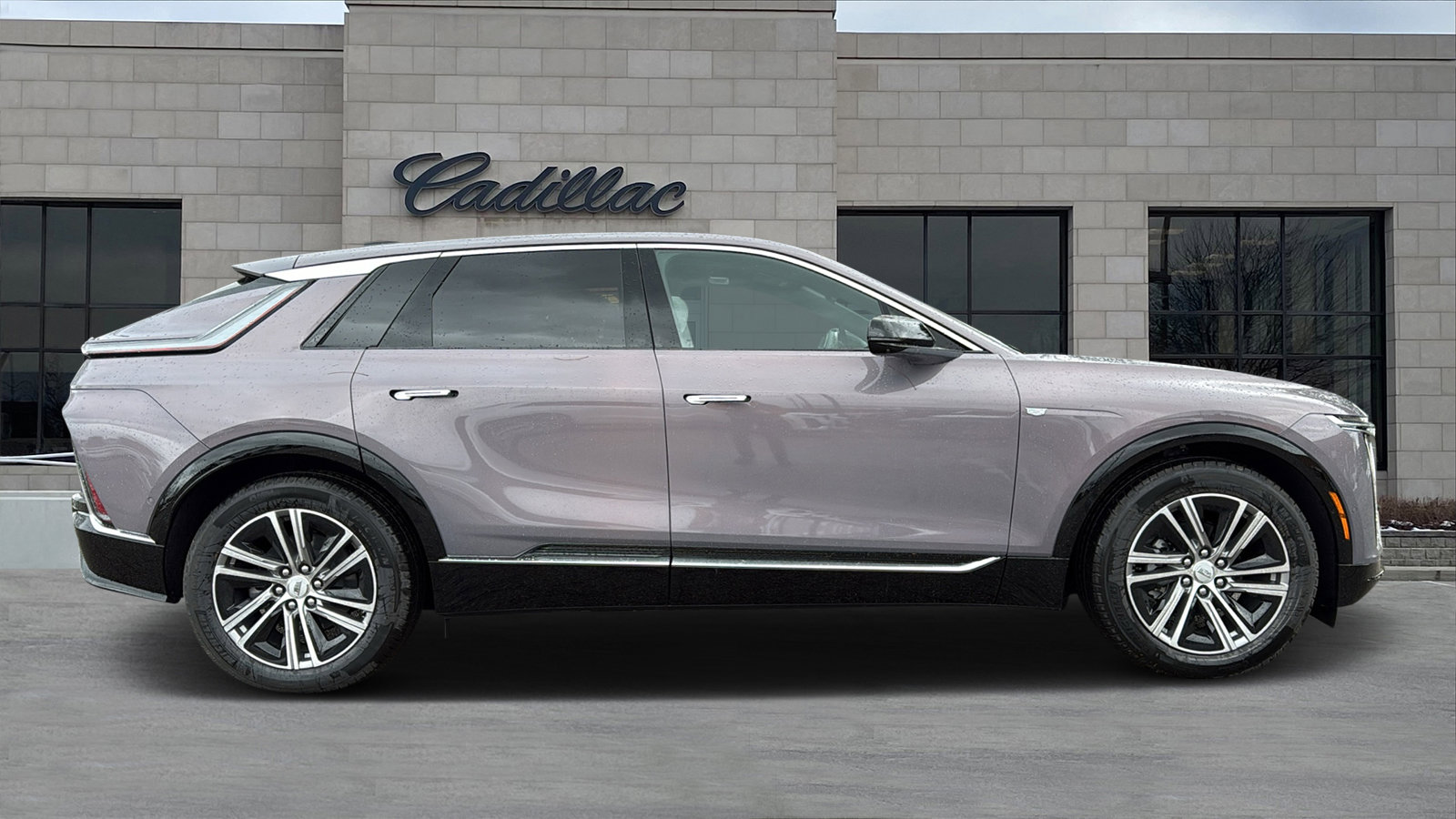 New 2026 Cadillac Lyriq Premium Luxury image 2