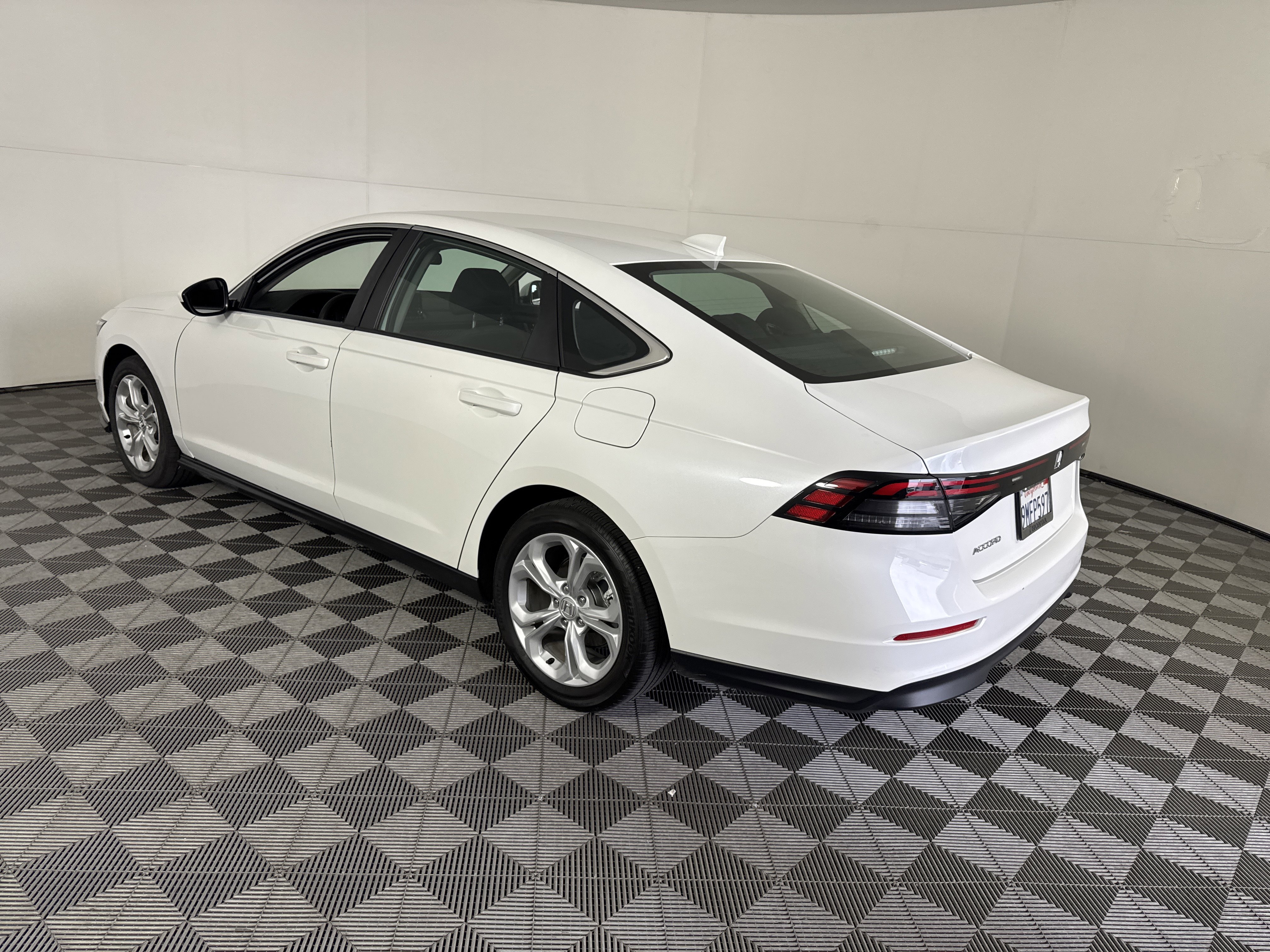 Certified 2024 Honda Accord LX image 6