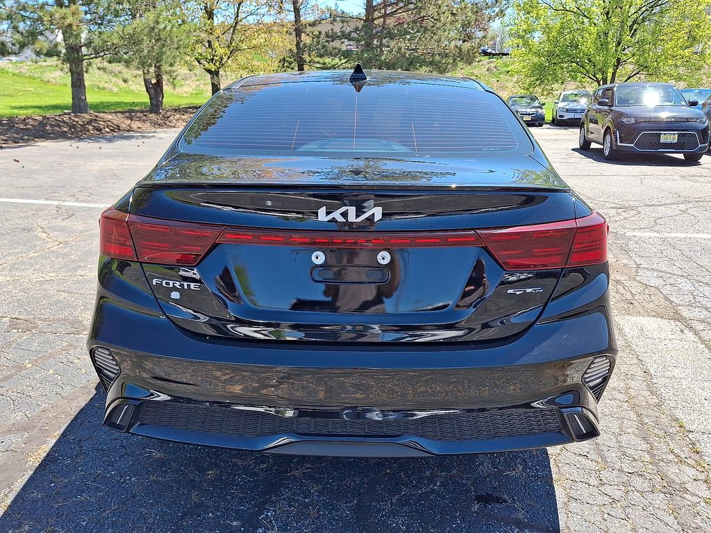 Certified 2023 Kia Forte GT-Line FWD image 14
