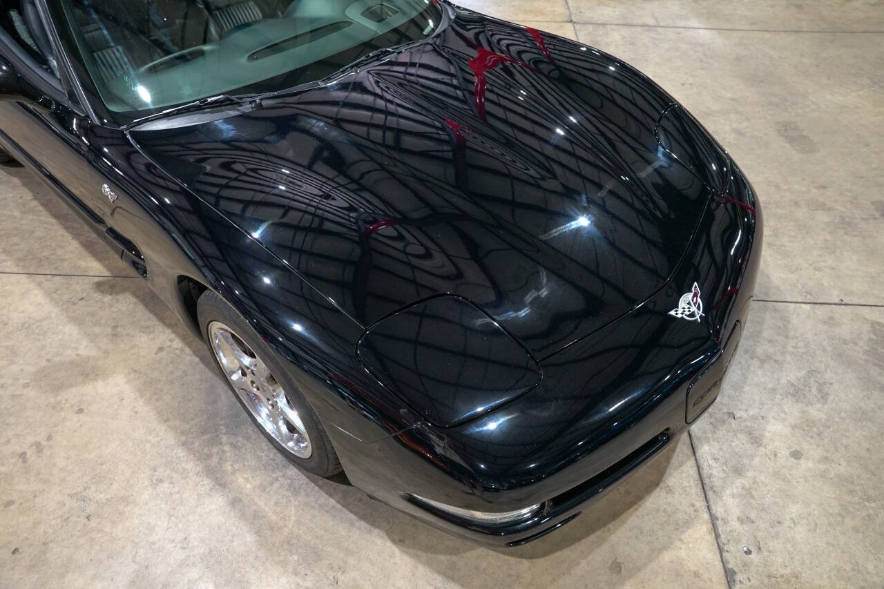 Used 2003 Chevrolet Corvette Convertible w/ Preferred Equipment Group1 RWD image 32