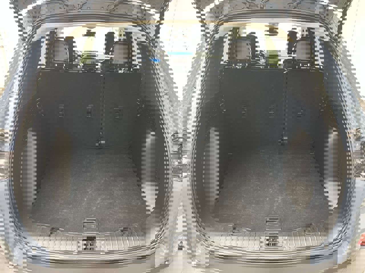 Used 2024 Ford Escape Platinum image 27