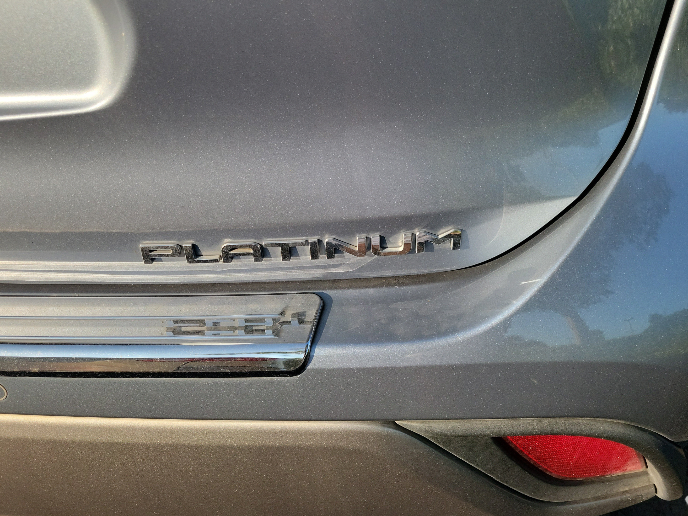 Used 2021 Toyota Highlander Platinum FWD image 21