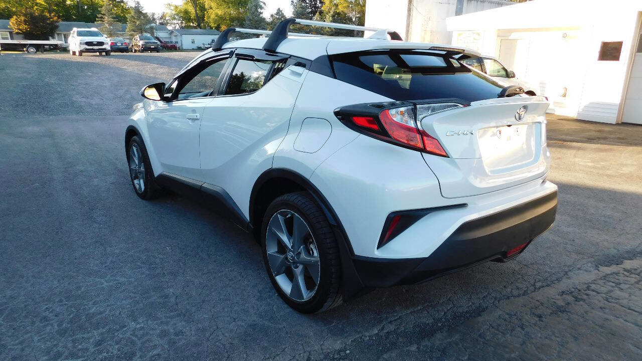 Used 2018 Toyota C-HR XLE image 32
