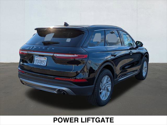 Used 2022 Lincoln Corsair Standard image 5