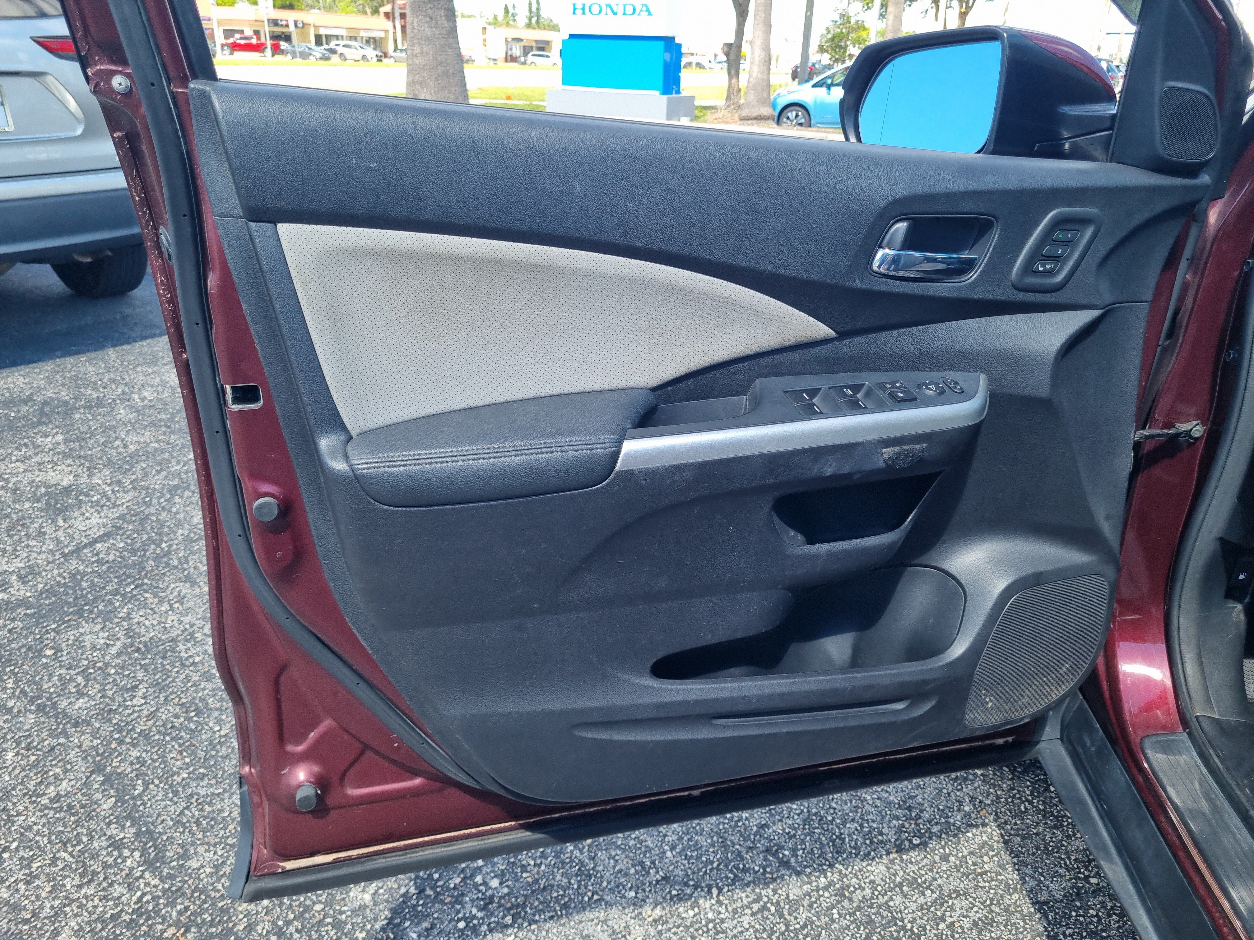 Used 2015 Honda CR-V Touring image 24