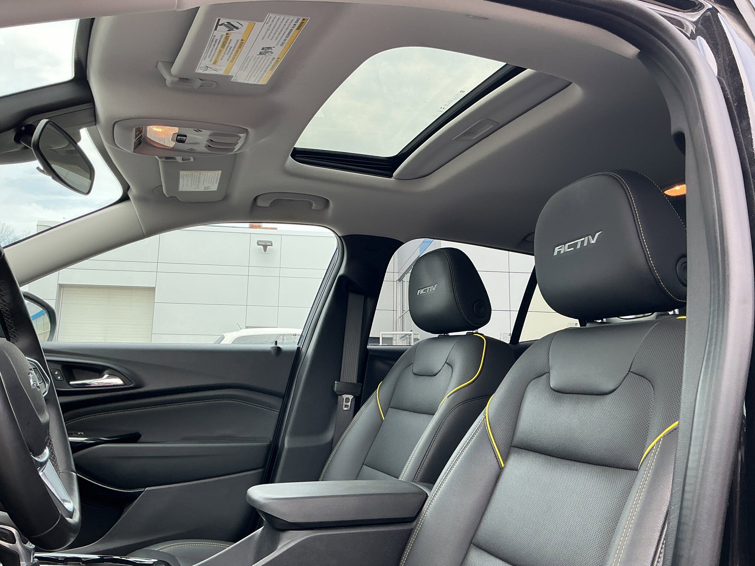 Certified 2024 Chevrolet Trax ACTIV w/ Sunroof Package FWD image 7