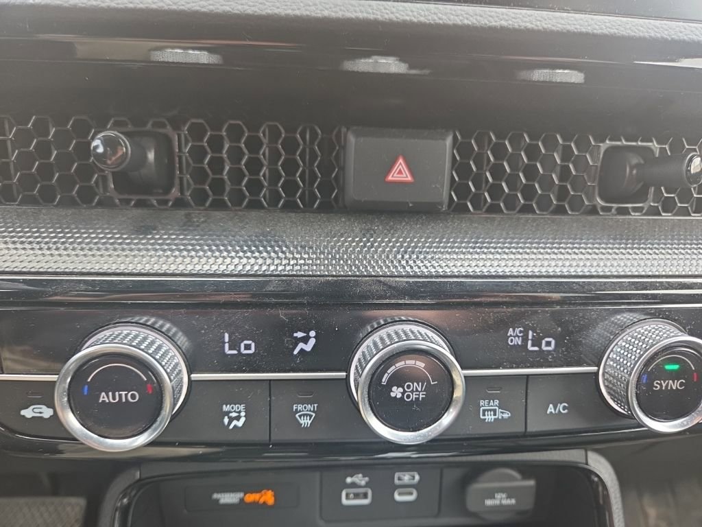 Used 2025 Honda CR-V Sport Touring image 32