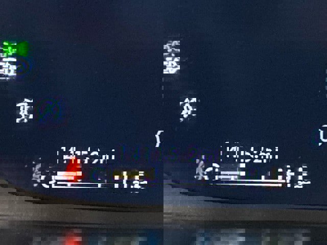 Used 2024 Lincoln Aviator AWD w/ Premium Package image 19