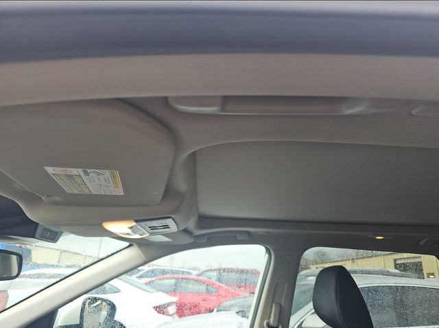 Used 2023 Nissan Rogue SL image 9