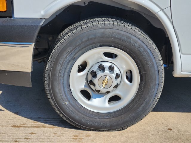 New 2025 Chevrolet Express 3500 w/ Power Convenience Package RWD image 16