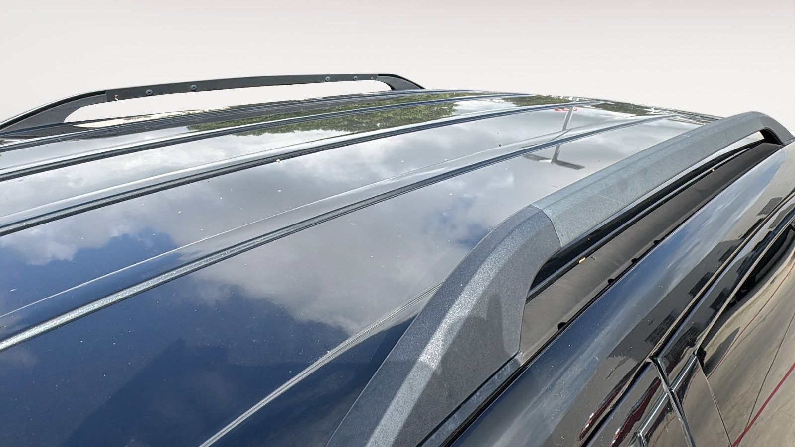 Used 2013 Lincoln MKX FWD image 6