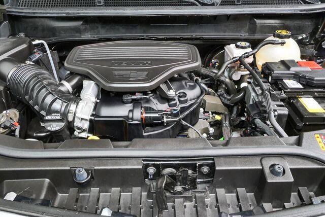 Certified 2023 Cadillac XT5 Premium Luxury w/ Technology Package FWD image 6