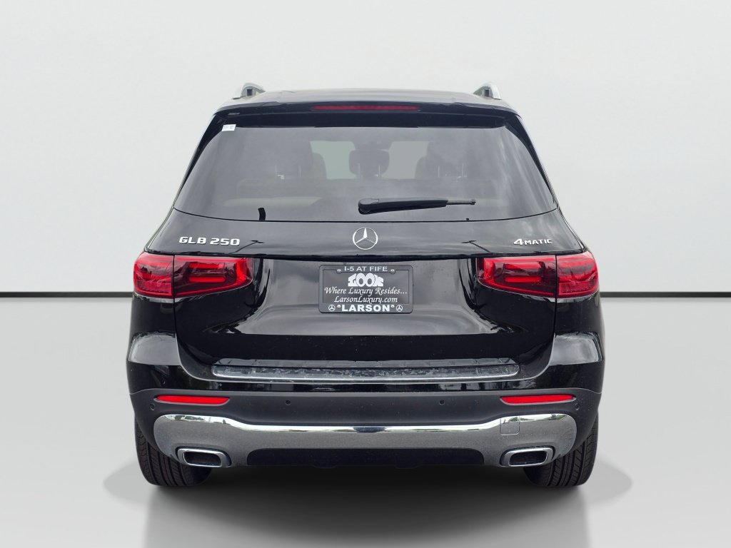 New 2026 Mercedes-Benz GLB 250 4MATIC image 4