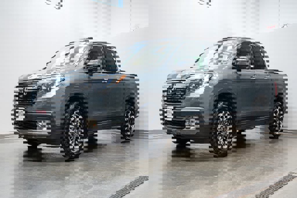 Used 2018 Honda Ridgeline RTL-E image 3
