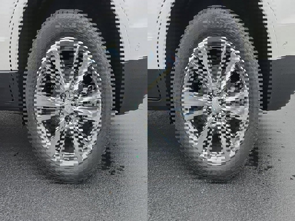 New 2025 Cadillac XT5 Premium Luxury w/ Technology Package image 5