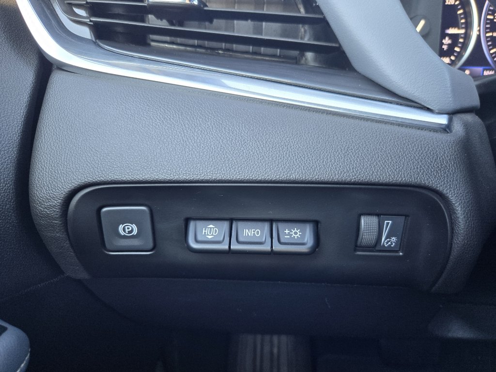 Used 2022 Buick Enclave Premium AWD/4WD image 13