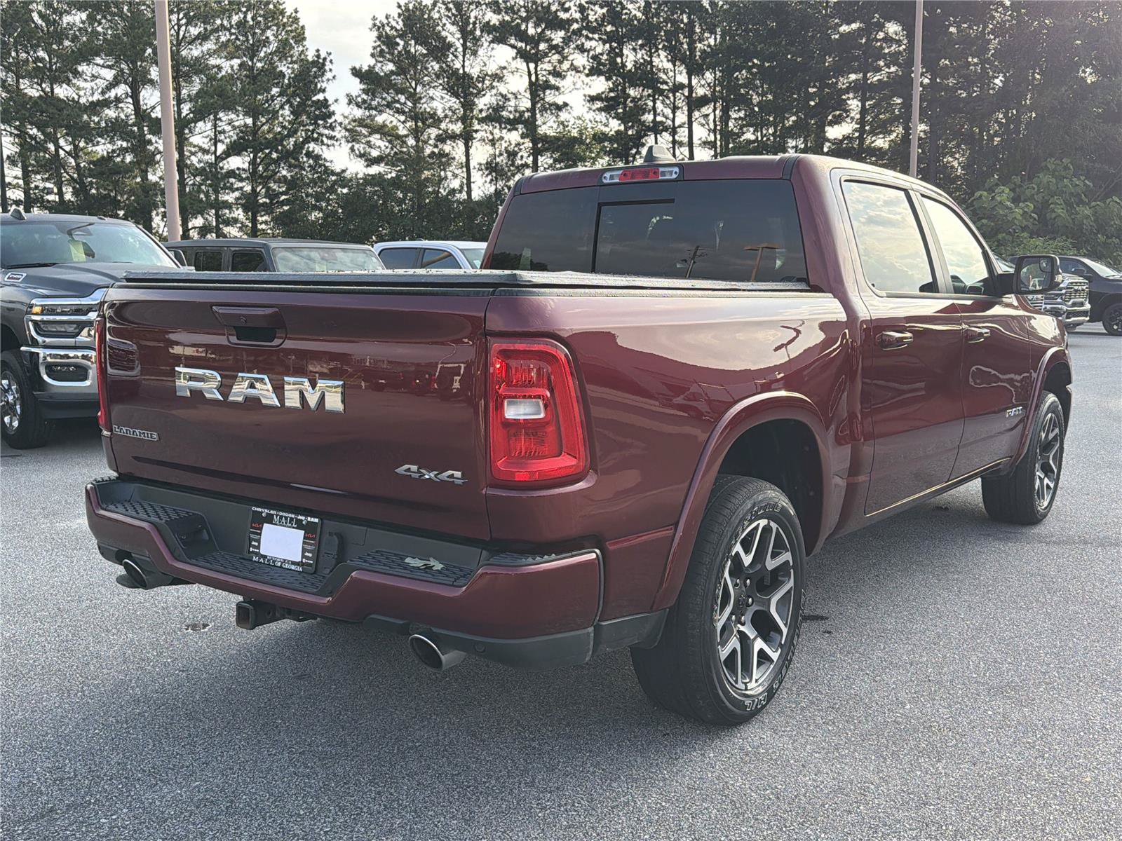 Used 2025 RAM 1500 Laramie w/ Sport Appearance Package AWD/4WD image 5