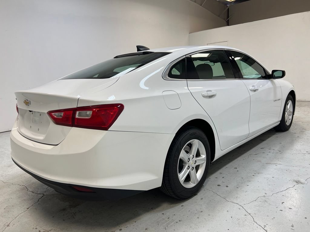 Used 2023 Chevrolet Malibu LS FWD image 9