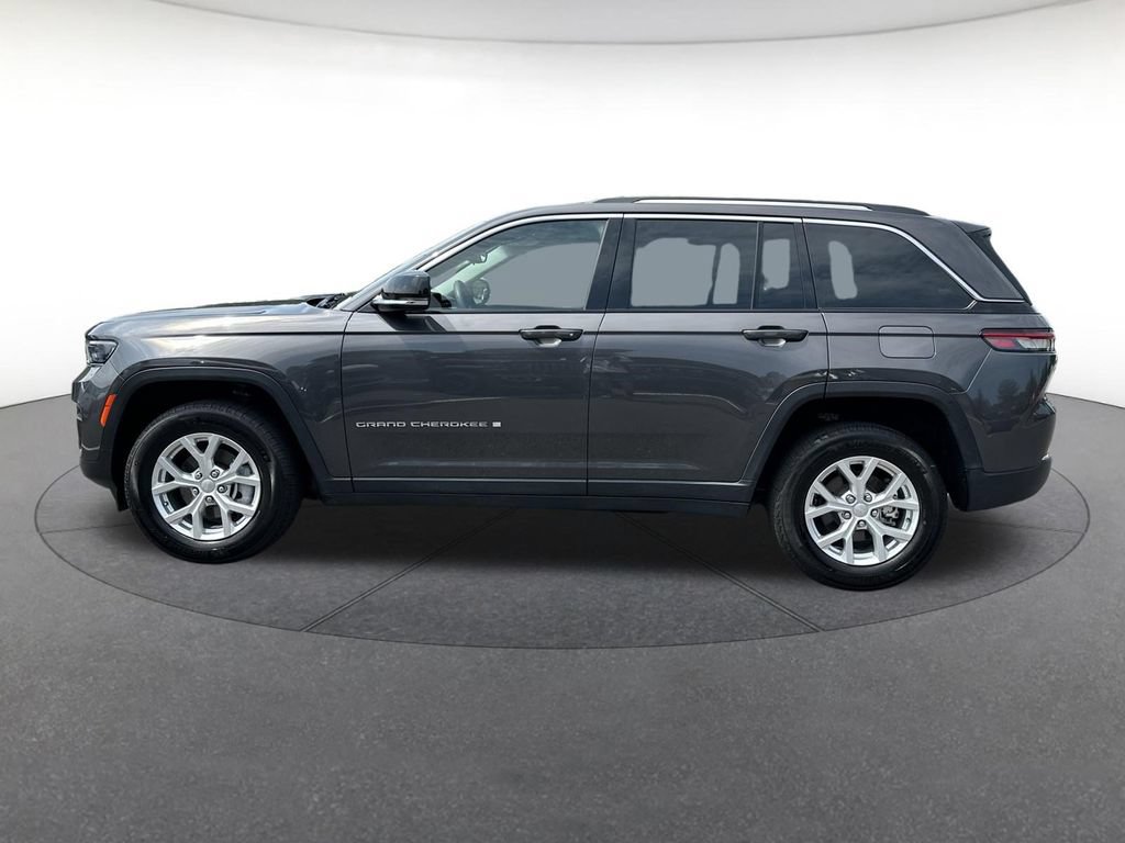 Certified 2023 Jeep Grand Cherokee Limited AWD/4WD image 2