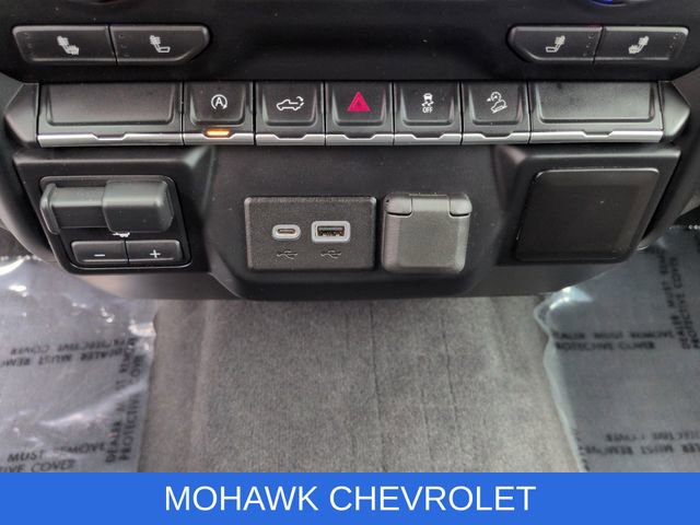 Used 2019 Chevrolet Silverado 1500 LT w/ All-Star Edition AWD/4WD image 34