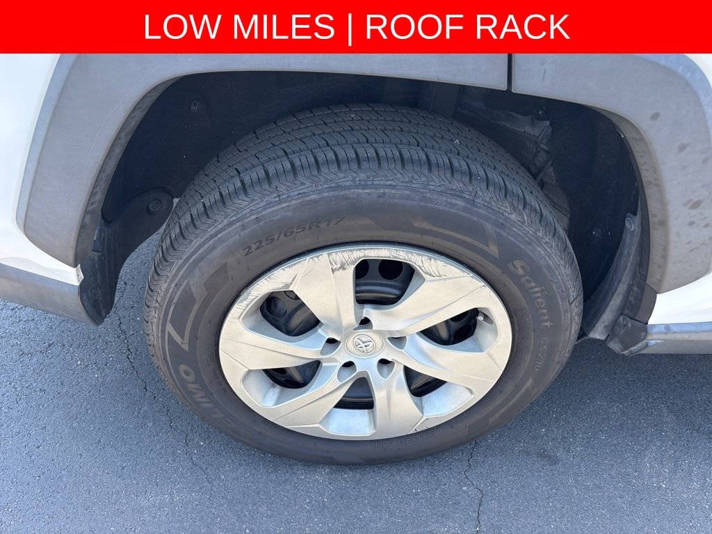 Used 2021 Toyota RAV4 LE FWD image 26