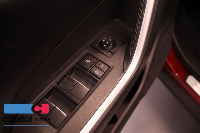 Used 2022 Toyota RAV4 Limited AWD/4WD image 10