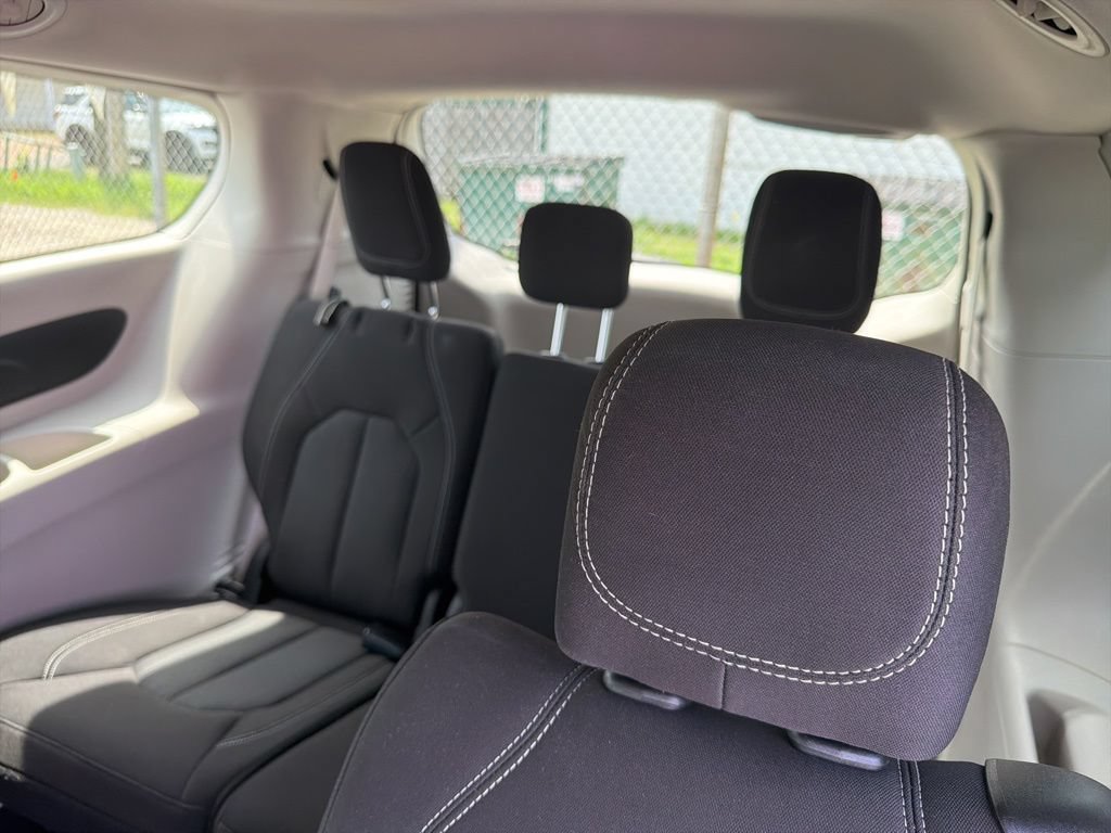 Used 2023 Chrysler Voyager LX FWD image 36