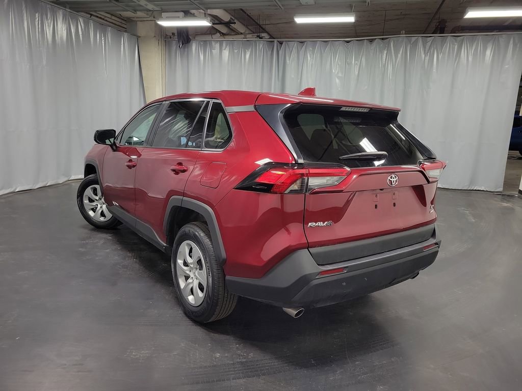 Used 2024 Toyota RAV4 LE image 6