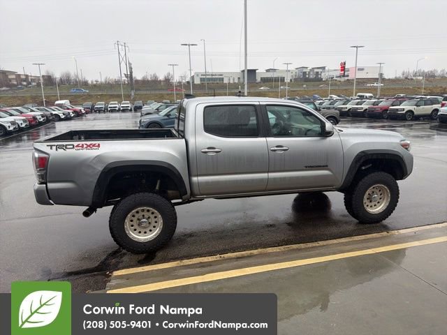 Used 2021 Toyota Tacoma TRD Off-Road image 8