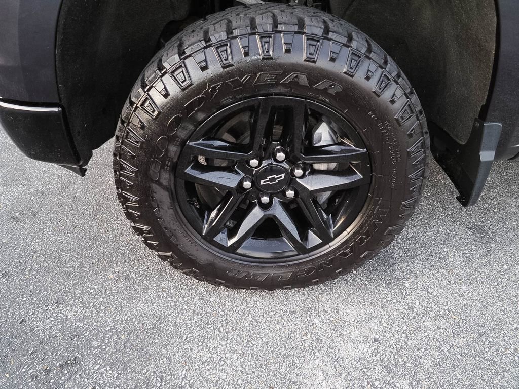Used 2022 Chevrolet Silverado 1500 LT Trail Boss AWD/4WD image 31