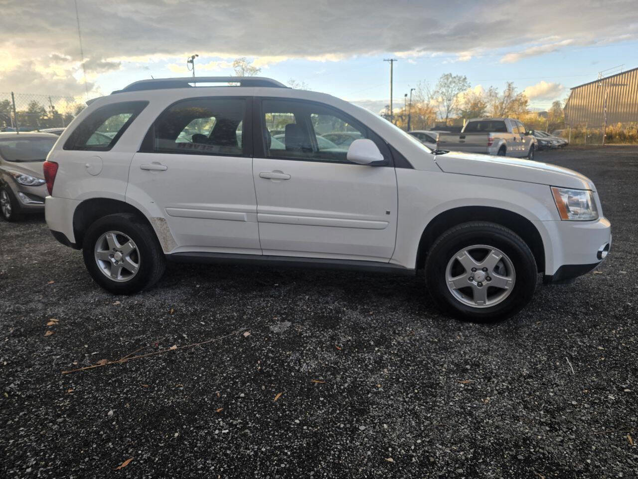 Used 2009 Pontiac Torrent 2WD image 11