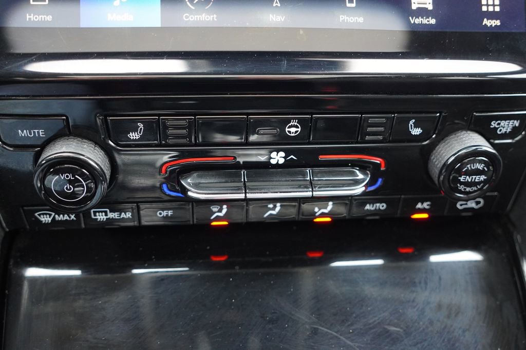 Used 2022 Jeep Grand Cherokee Limited 4xe image 31