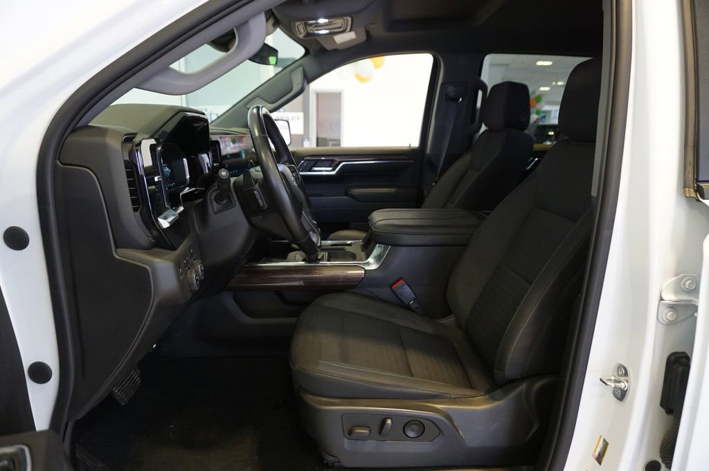 Certified 2023 Chevrolet Silverado 1500 RST image 9